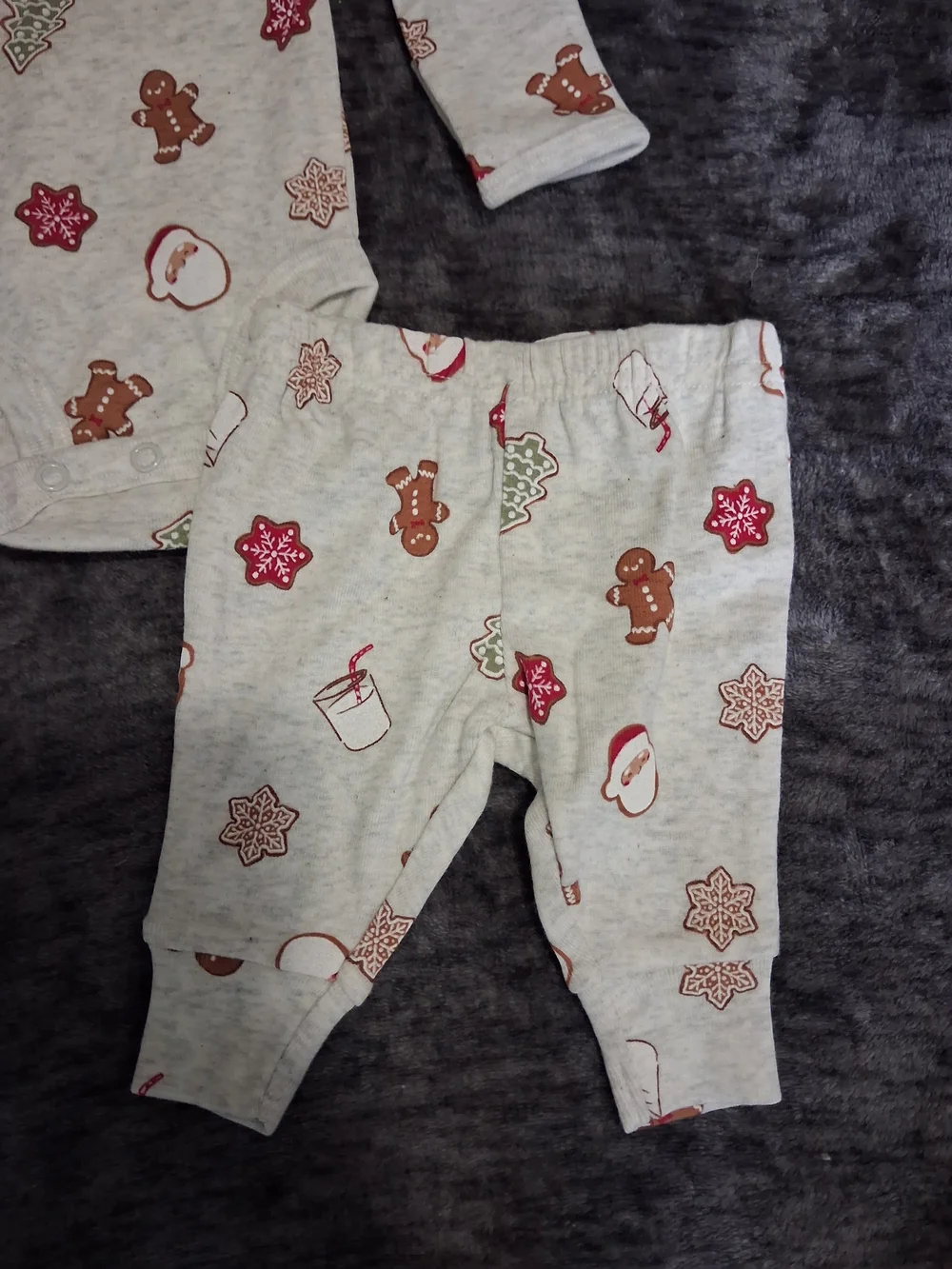 NWT Carters Christmas Outfit/Pajamas Grey Santa Claus Size NB